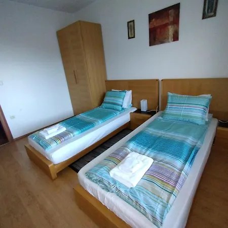 Cedar 4 Self-catered * Bansko